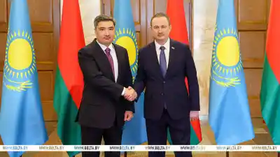 Премьер-министр Казахстана проводит переговоры в Минске