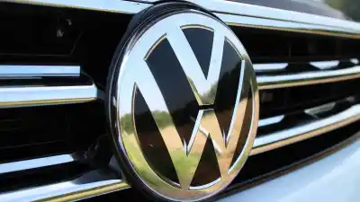 Volkswagen закроет 4 завода в Германии и уволит десятки тысяч человек