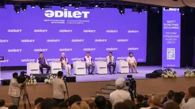 Представители штаба партии «Әділет» прибыли в Кокшетау: с жителями обсудили внедрение ИИ в школах