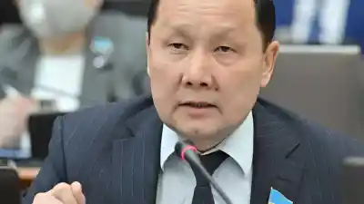 Мажилисмен Абзал Куспан может вступить в партию "AMANAT"