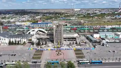 «Будет отдельная фуд-зона». Когда завершат ремонт ж/д вокзала в Астане