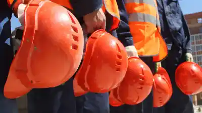 Трудовая миграция: в Казахстане возьмутся за бараки, фиктивную прописку и частных хедхантеров  