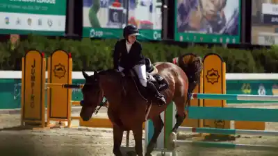 Казахстанские всадники успешно стартовали в Ташкенте