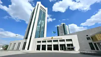 Стал известен размер зарплаты депутатов Курултая