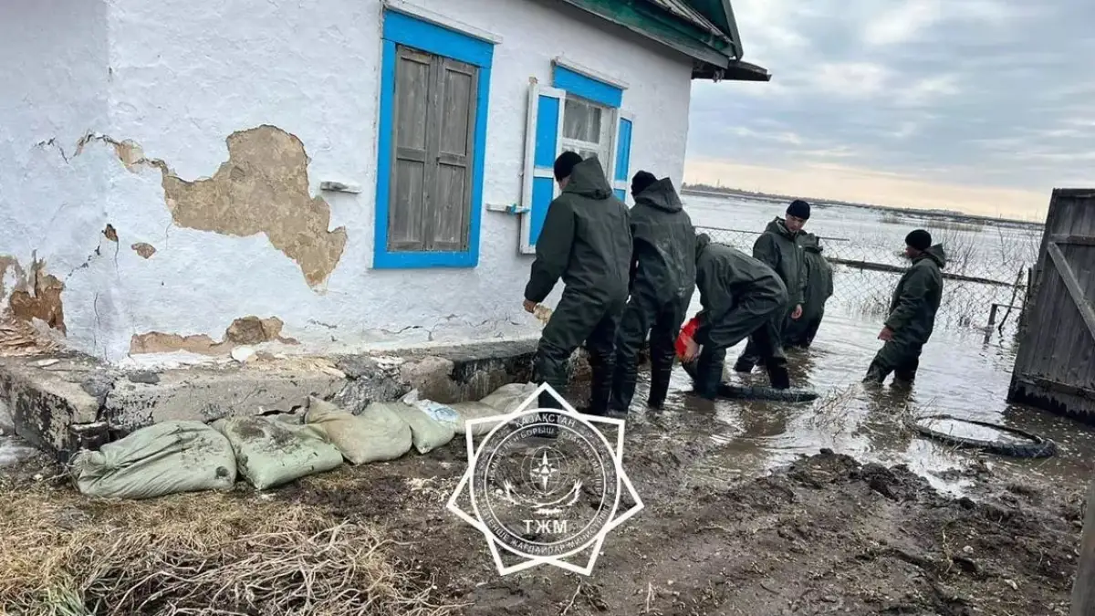 В ходе паводков эвакуировали 86 тыс казахстанцев, 130 школ переведены на «удаленку»