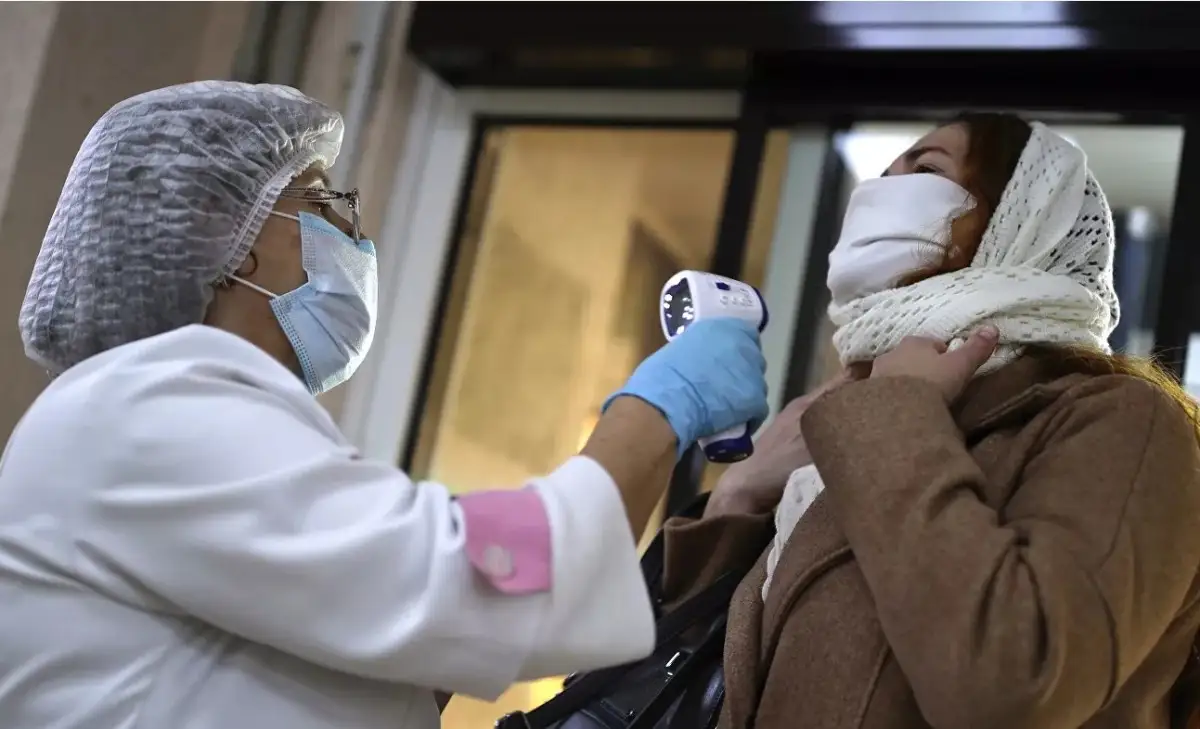 В Казахстане за сутки двое скончались от пневмонии и выявили 820 случаев коронавируса