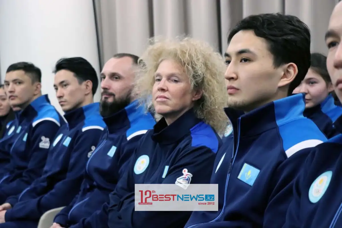 Спортсменам и тренерам выплатили почти 400 млн тенге за медали в Харбине
