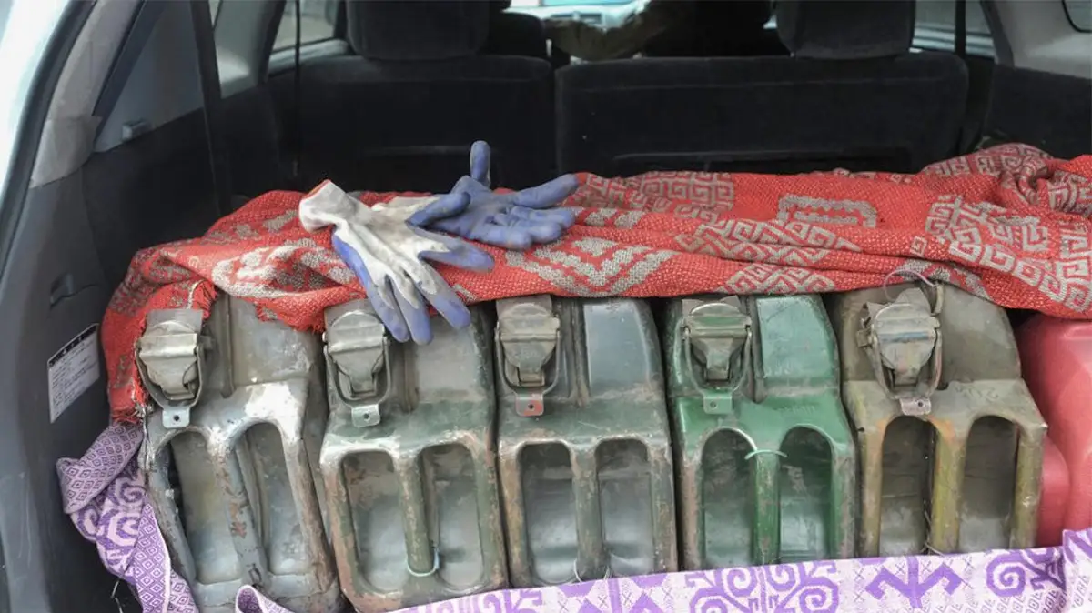 Вводится запрет на вывоз топлива из Казахстана автотранспортом