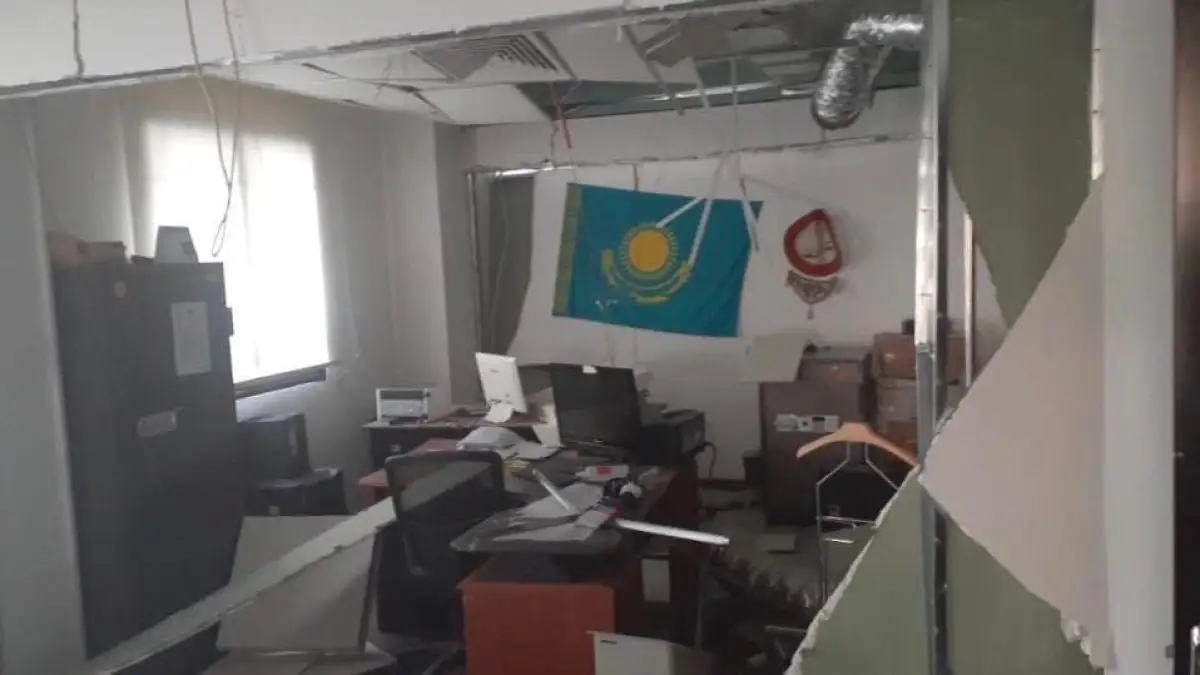 МИД: Казахстанцы не пострадали при взрывах в Бейруте