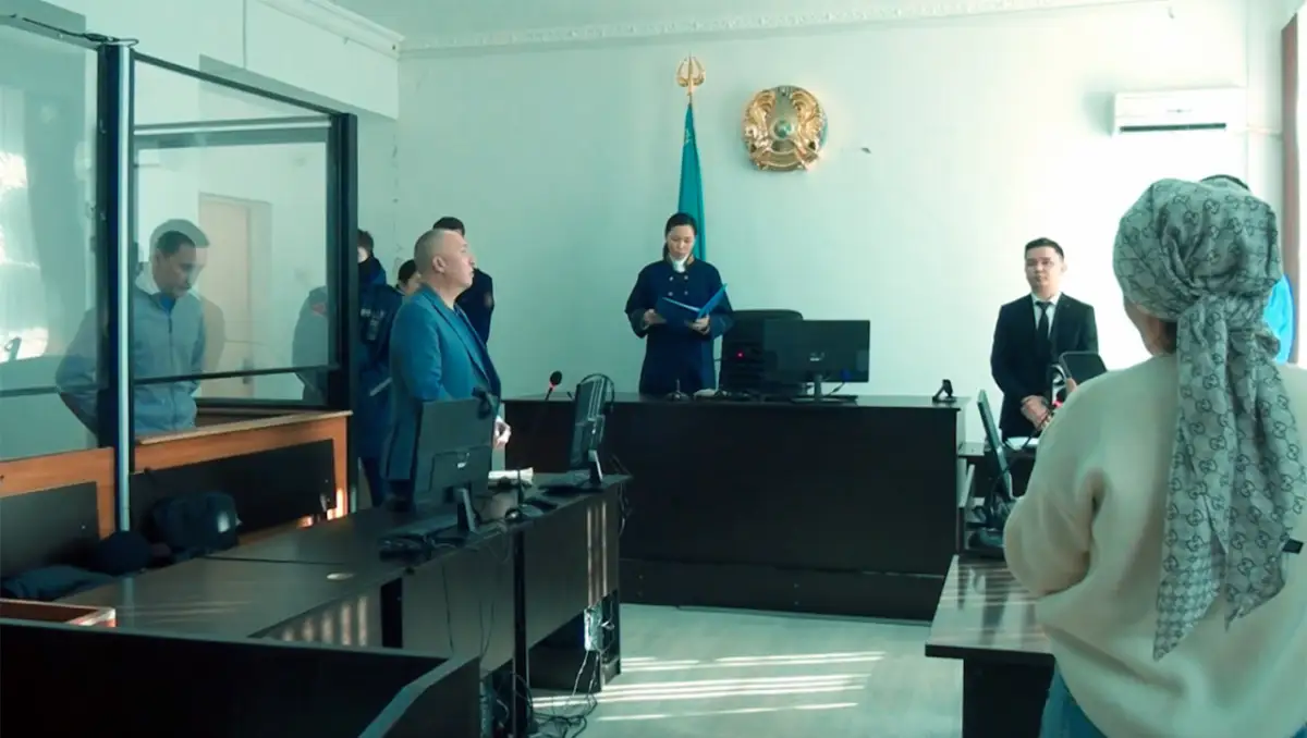 В Актобе на суд над бухгалтером, похитившим 413 млн тенге, пригласили директоров, завучей школ