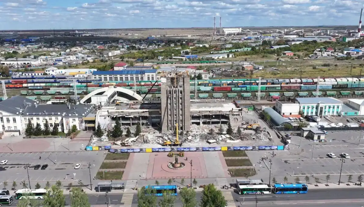 На модернизацию ж/д вокзалов в Казахстане потратят 100 млрд тенге 