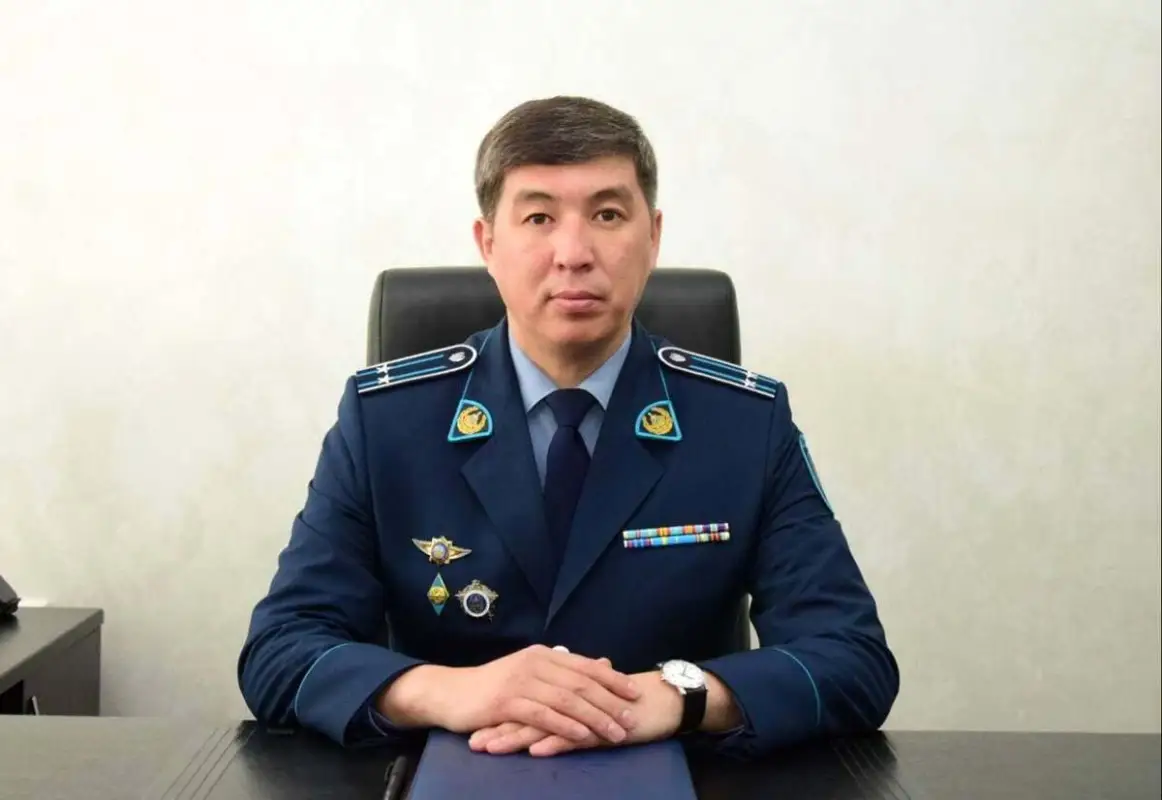 Экс-глава управления полиции Атырау помещен в СИЗО