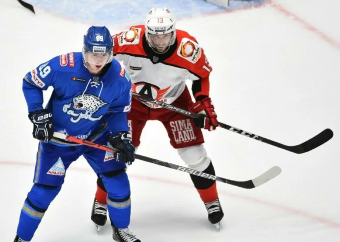 Матч "Барыс"-"Автомобилист" отменен из-за коронавируса