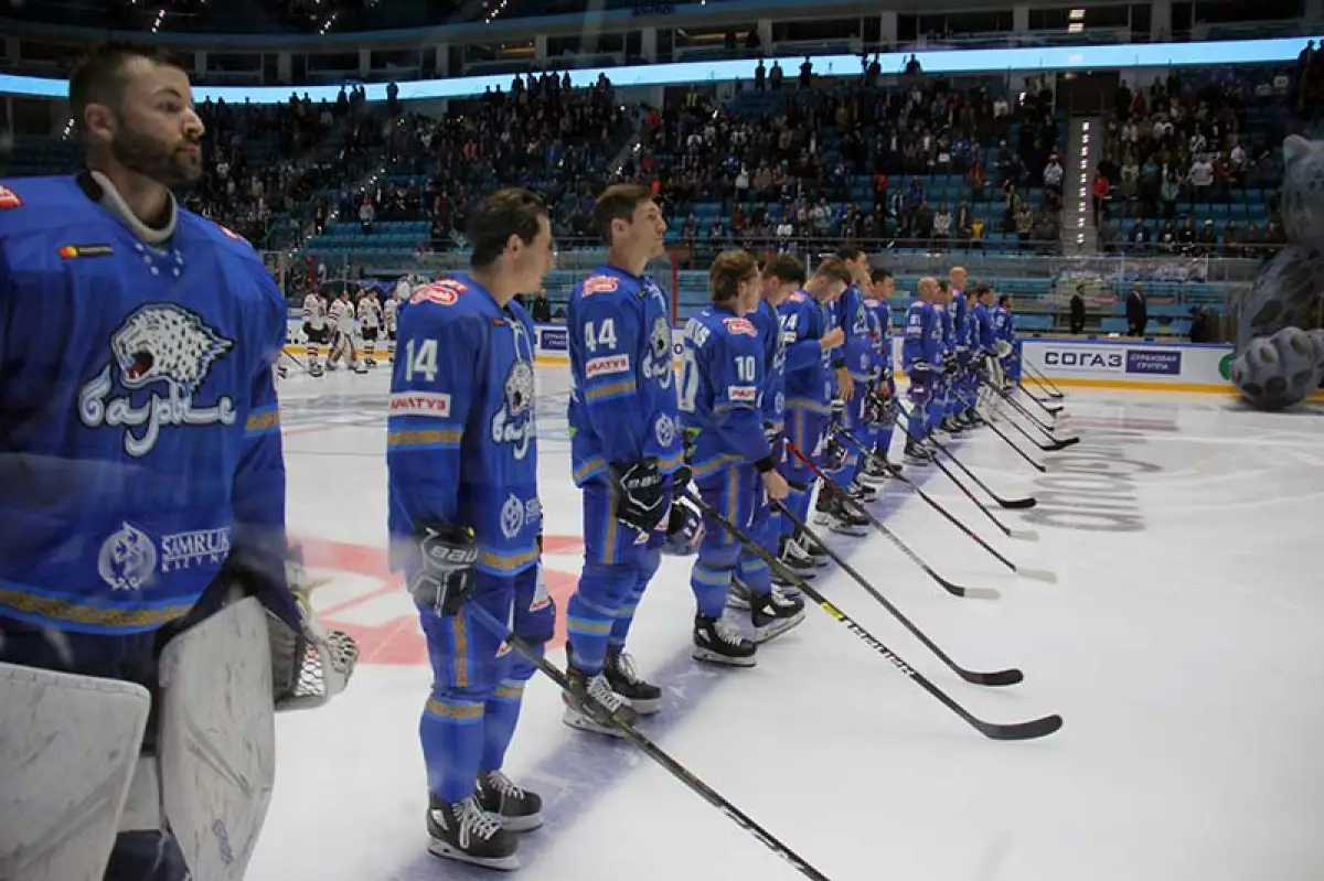 Карлссон в "рамке": состав "Барыса" на матч с "Автомобилистом"