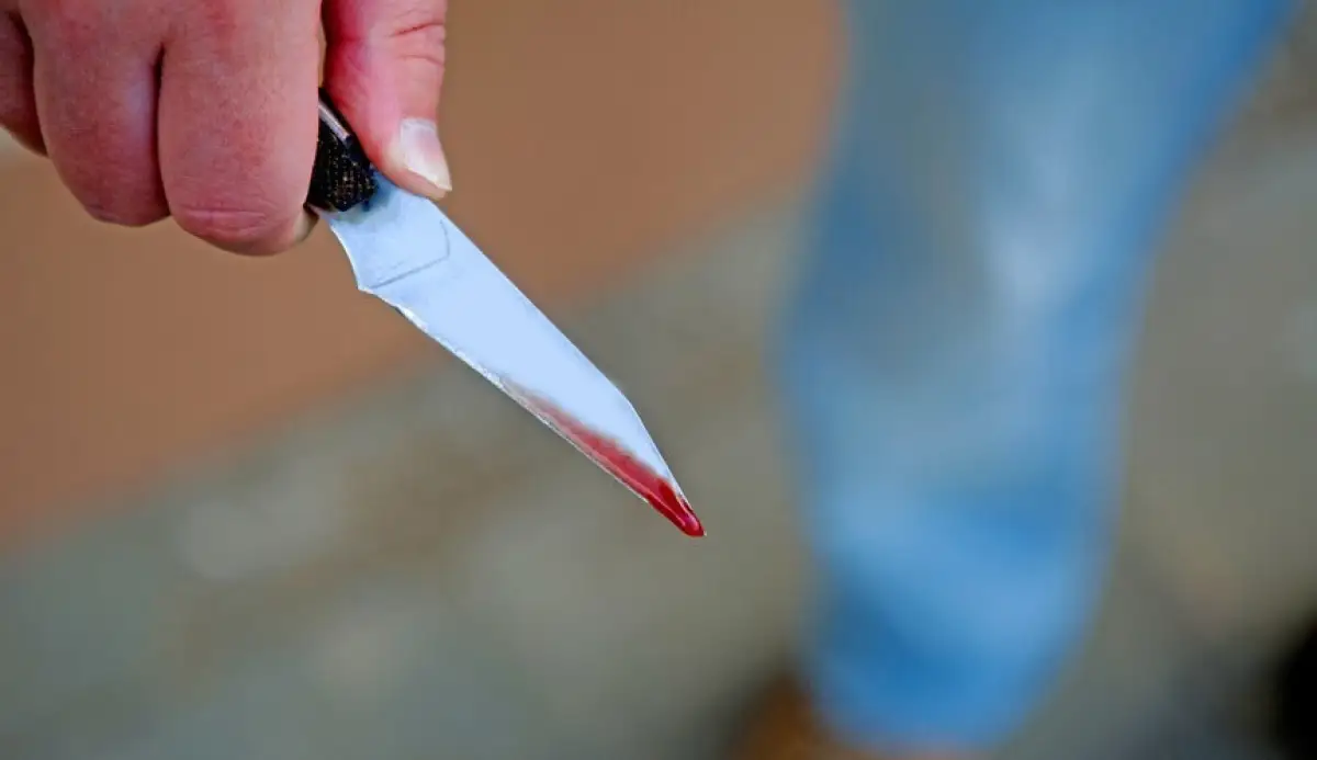 В пригороде Уральска школьник ранил ножом ученика