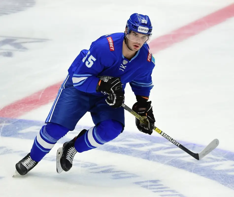 «Барыс» расторгнул пробный контракт с защитником