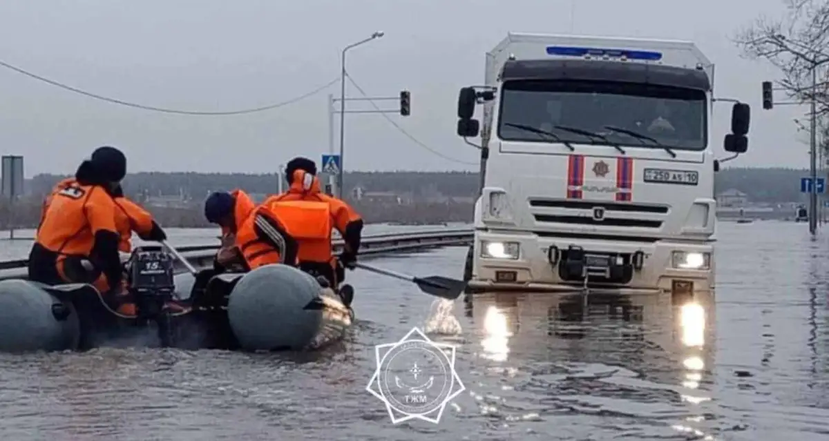 В МЧС "меняют подходы" к борьбе с паводками и последствиями