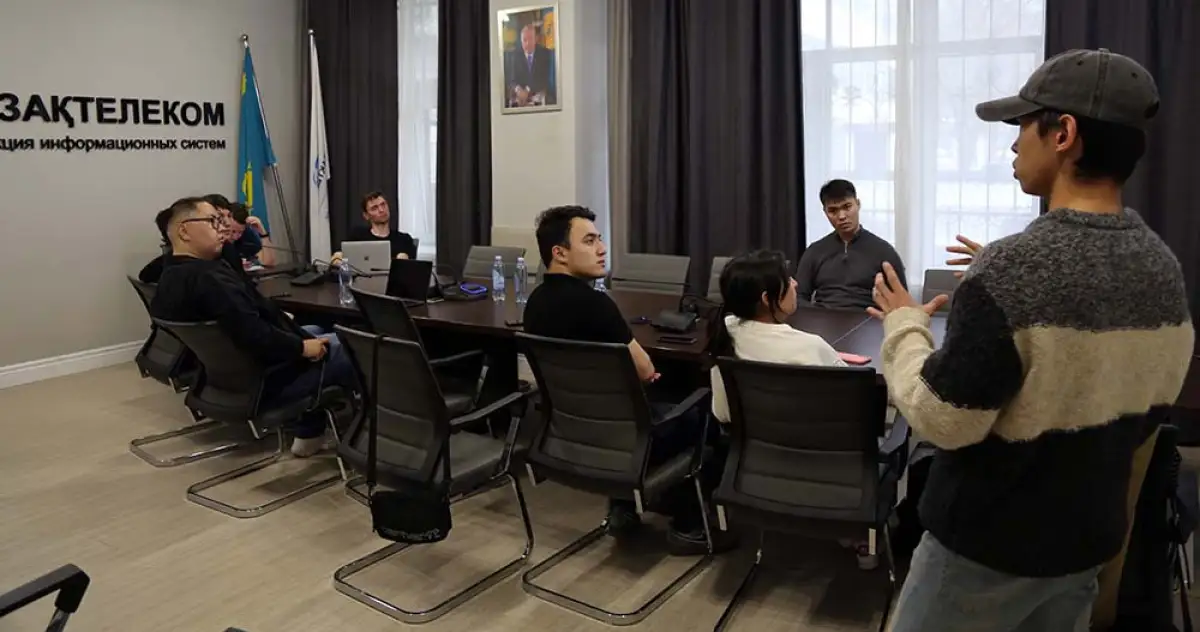 Cтуденты и магистранты успешно завершили стажировку в «Казахтелеком» в сфере Data Science