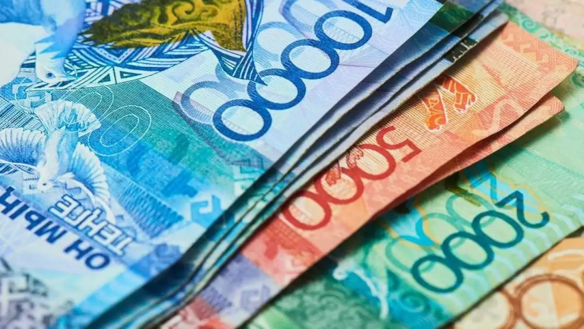 Минтруда: Более 1,4 млн казахстанцев получили 42 500 тенге