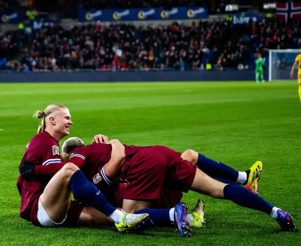 Холланд с партнерами «вынесли» сборную Казахстана в матче Лиги наций УЕФА