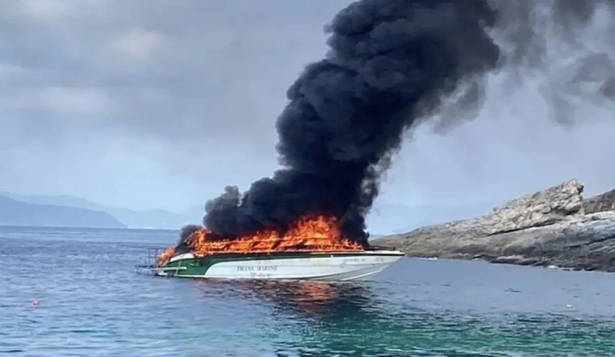 На борту взорвавшегося катера в Таиланде были 4 казахстанца