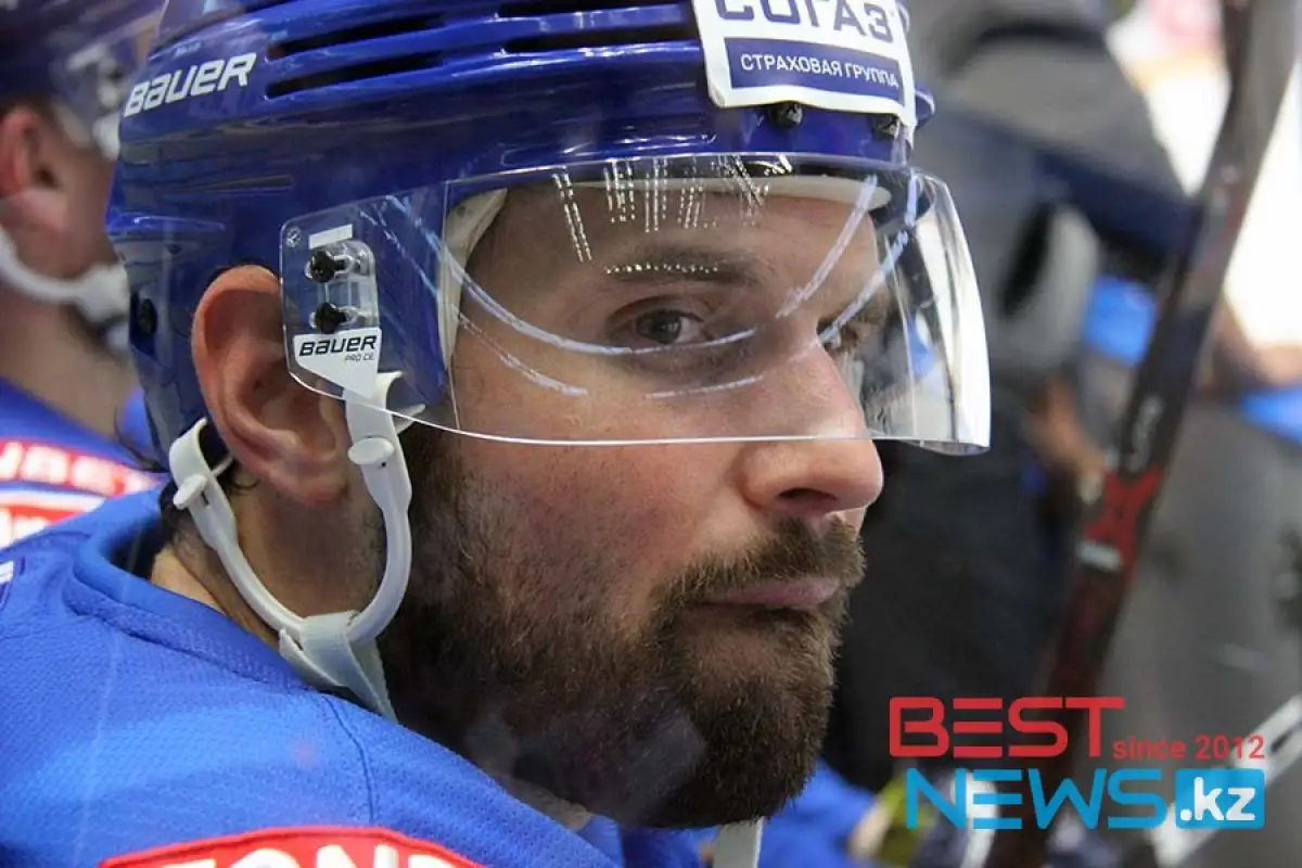 Барыс расторг контракт с нападающим