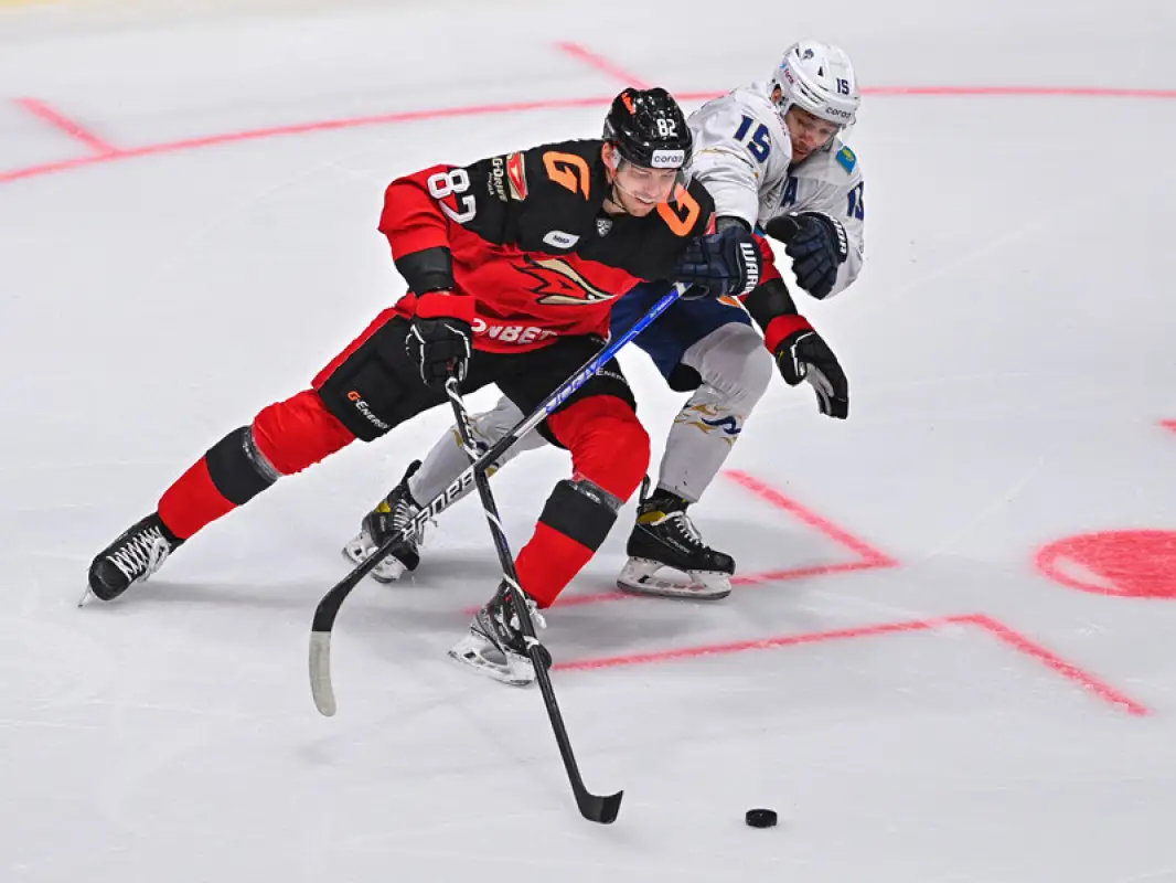 Барыс проиграл Авангарду на выезде