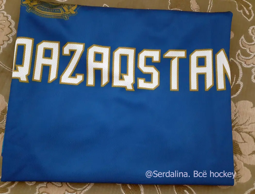 Угадай счёт в матче Италия-Казахстан и выиграй хоккейные джерси 