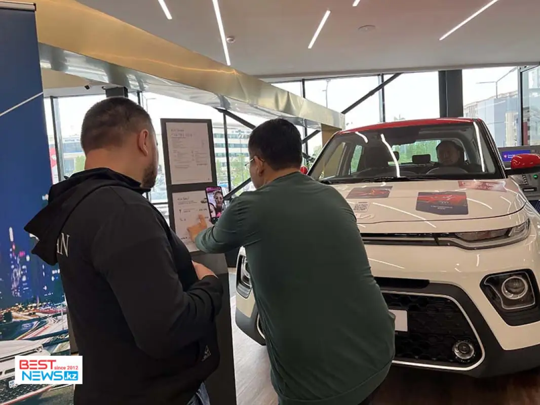 Как корреспондент Bestnews.kz встал в очередь за удешевленным автокредитом