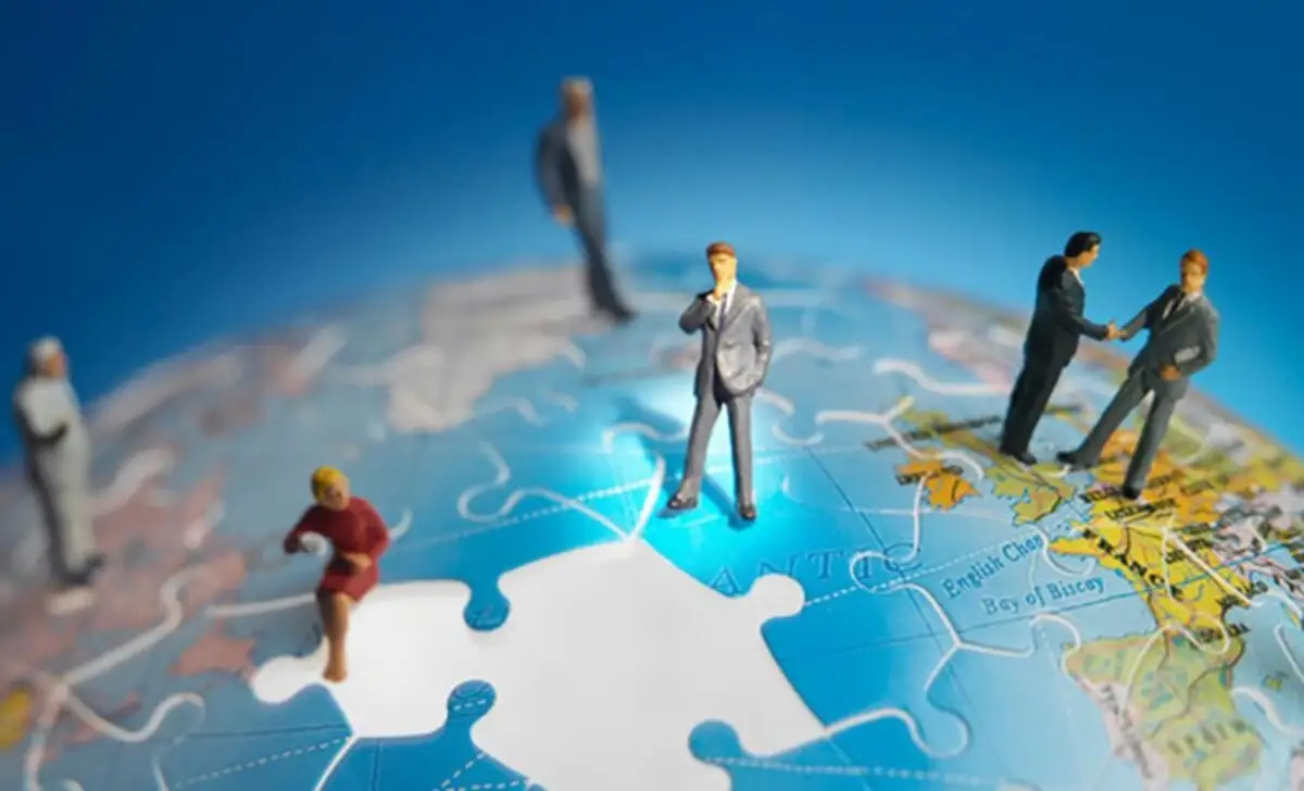 Казахстанцы предпочитают зарабатывать в России, Корее и Польше