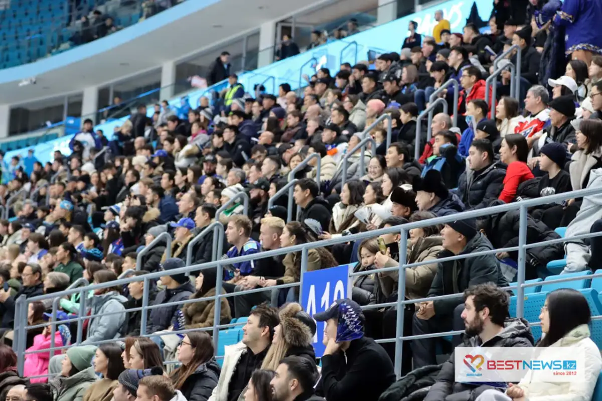 Лютый мороз в Астане не остановил 6000 тысяч болельщиков "Барыса" 