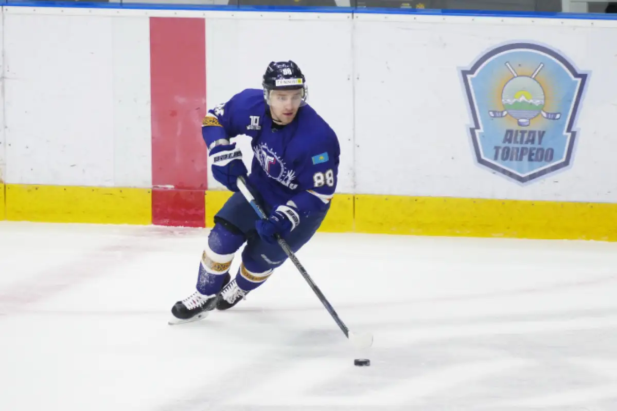 Нападающий "Торпедо" Евгений Рымарев стал лауреатом игровой недели ВХЛ - Кубка Шелкового пути