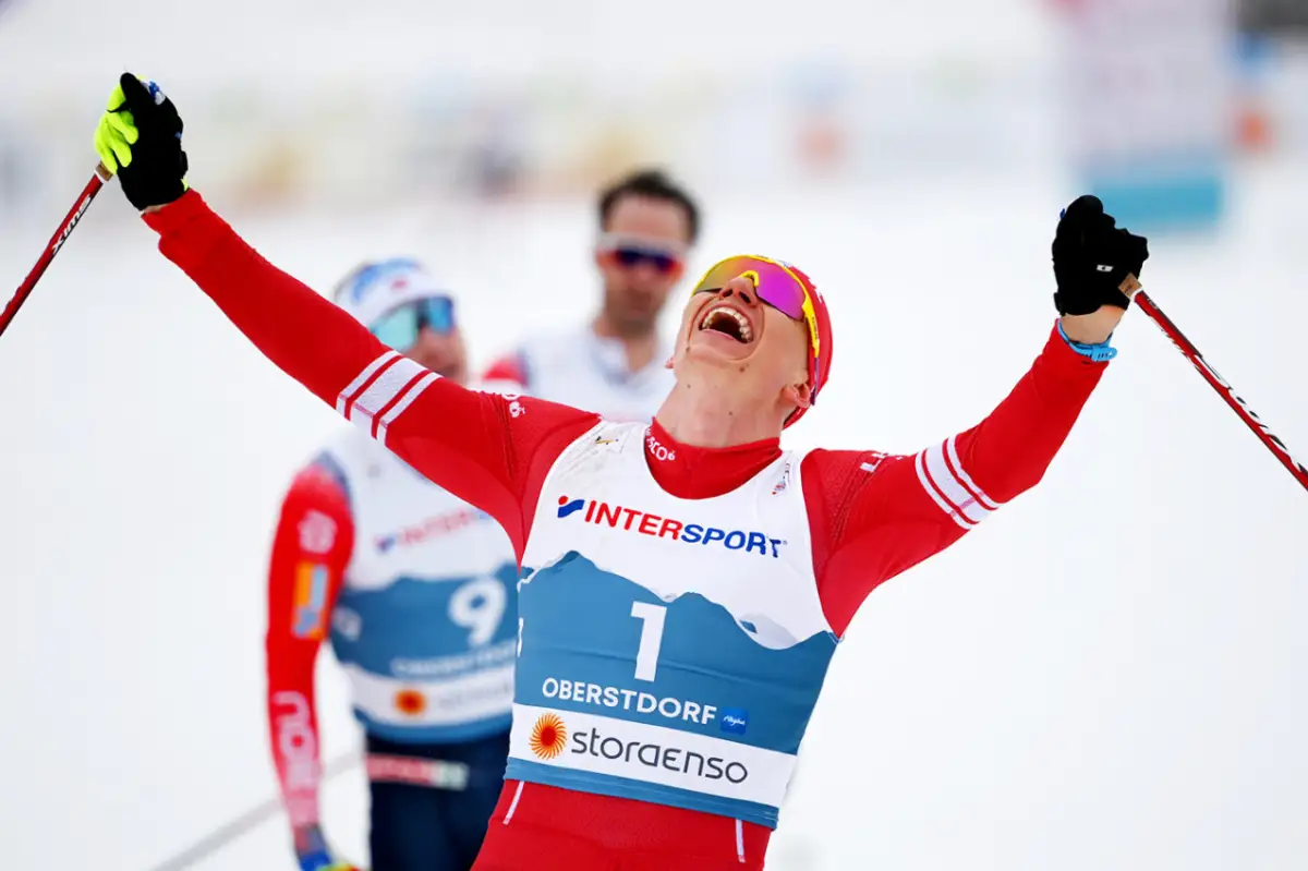 Сборная России завоевала первое "золото", Пухкало пришел 42-м на Олимпиаде-2022