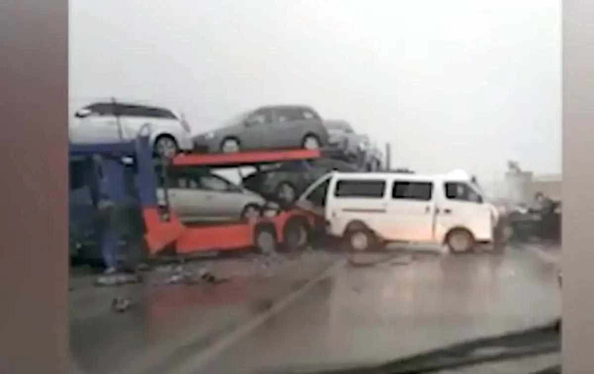 В Сарыагаше 3 авто попали в ДТП, один водитель погиб на месте, второй в реанимации