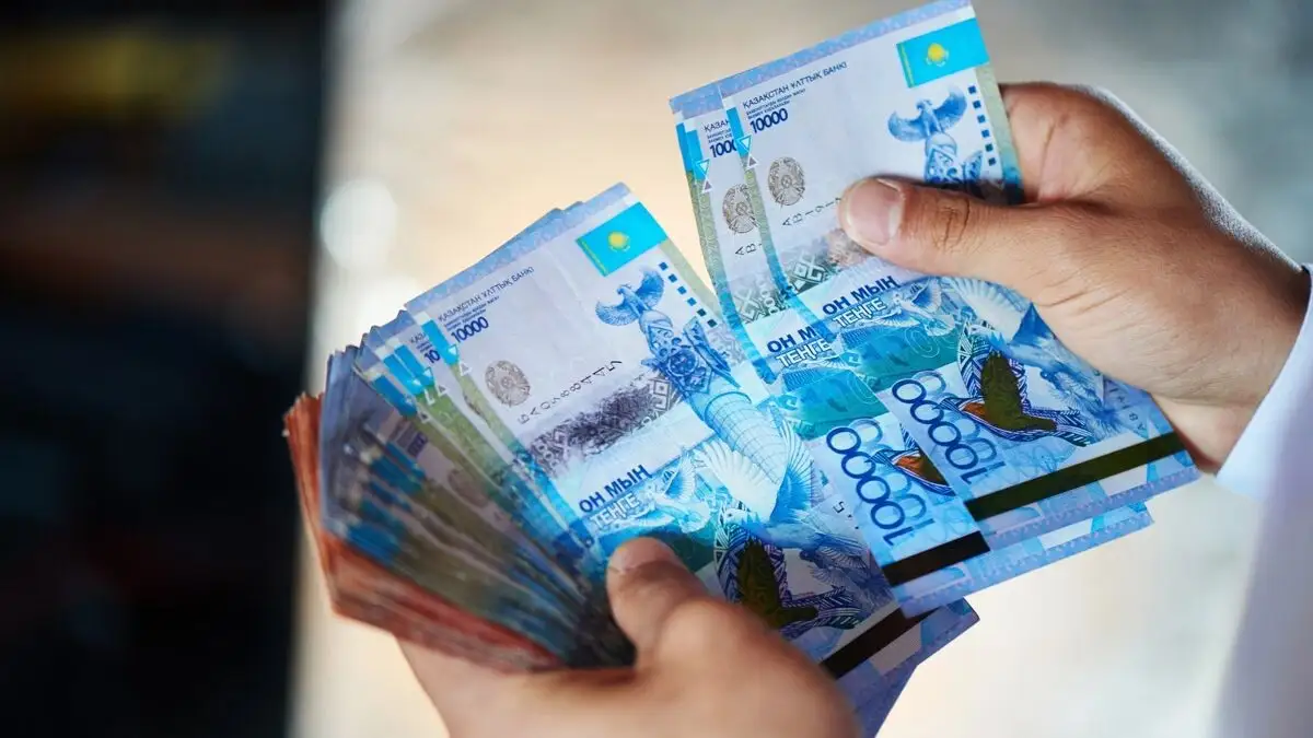 Минздрав Казахстана предлагает миллионерам тоже платить за ОСМС