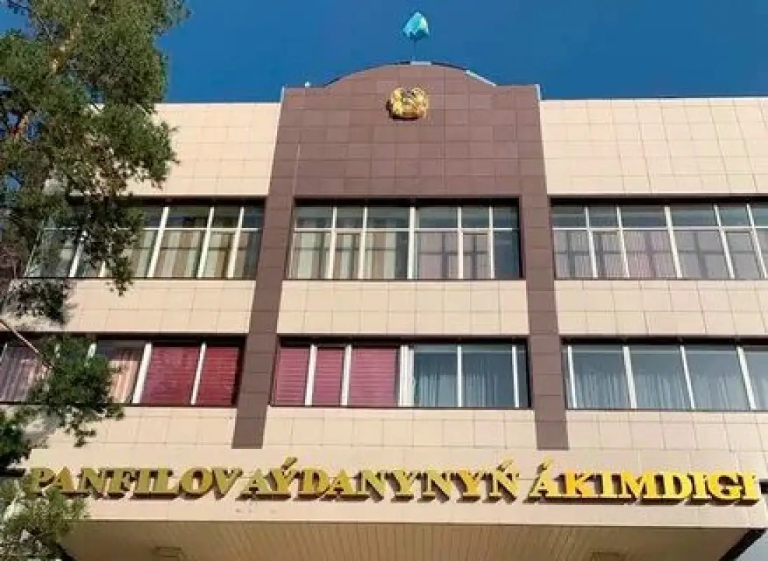 «Это очень важно»: Бозумбаев объяснил отказ от резиденции и передачу объекта детям 