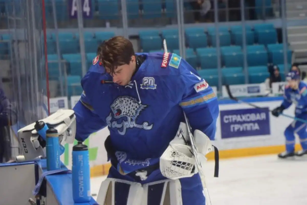 Вратарь "Барыса" обратился к болельщикам в связи с COVID19