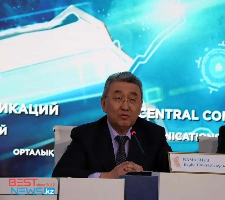 Вице-министр Камалиев: расшифровку «черного ящика» разбившегося самолета проведут в Москве