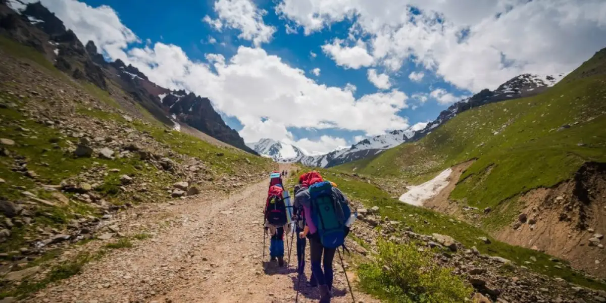 В горы – нельзя: аким Алматы объяснил причину временного запрета
