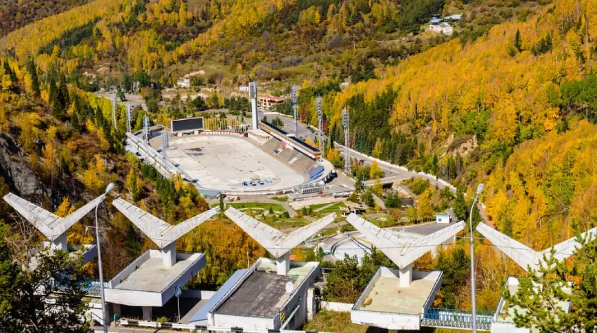 На Медеу поднимут Флаг Казахстана: афиша Алматы на День Республики