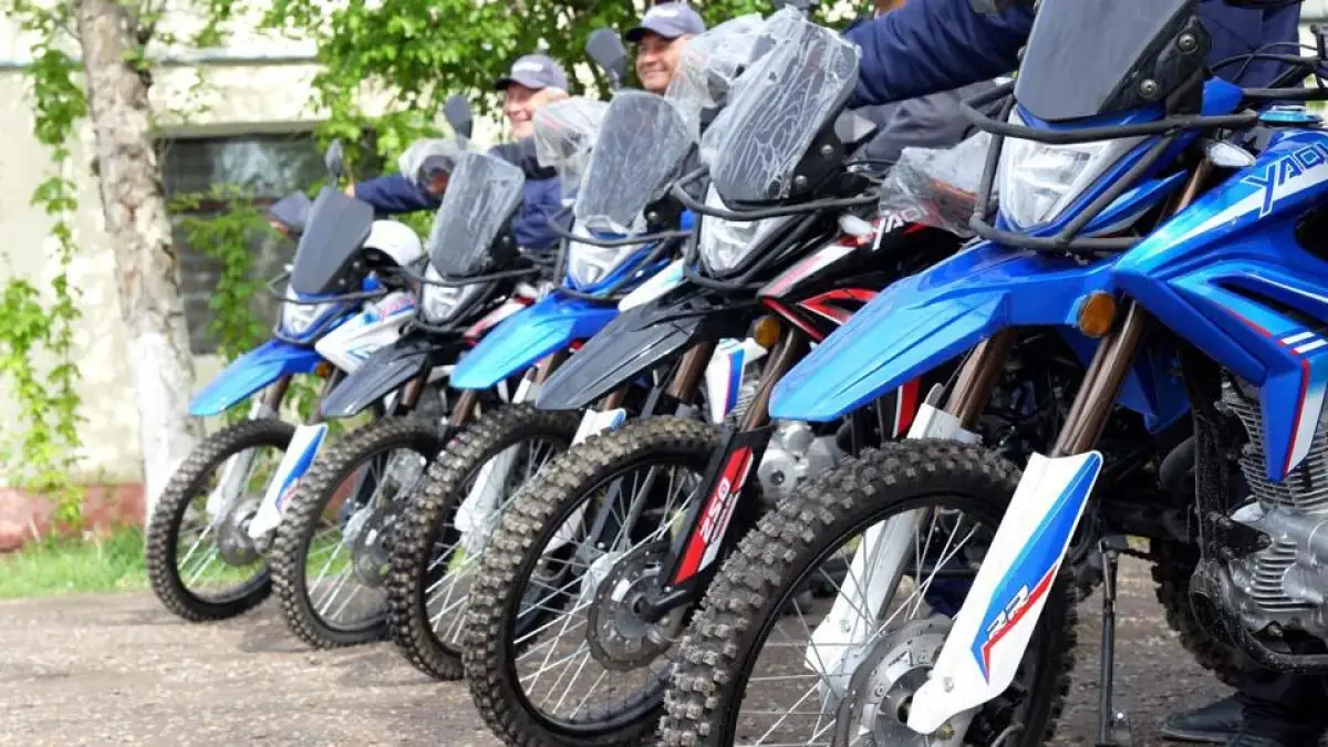 «Теперь не пешком». Сотрудники филиалов «Казводхоз» пересели на новые мотоциклы