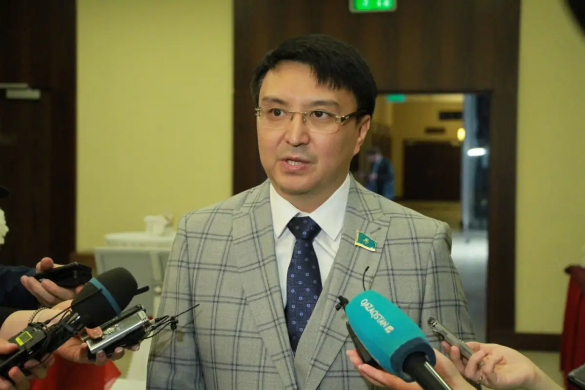 Депутат Альтаев предложил Премьер-Министру отчитаться о расходах и причинах проблем в борьбе COVID19