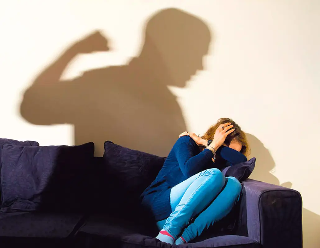 Люди-звери: в СКО в карантин полиции приходится защищать женщин от мужей-дебоширов  