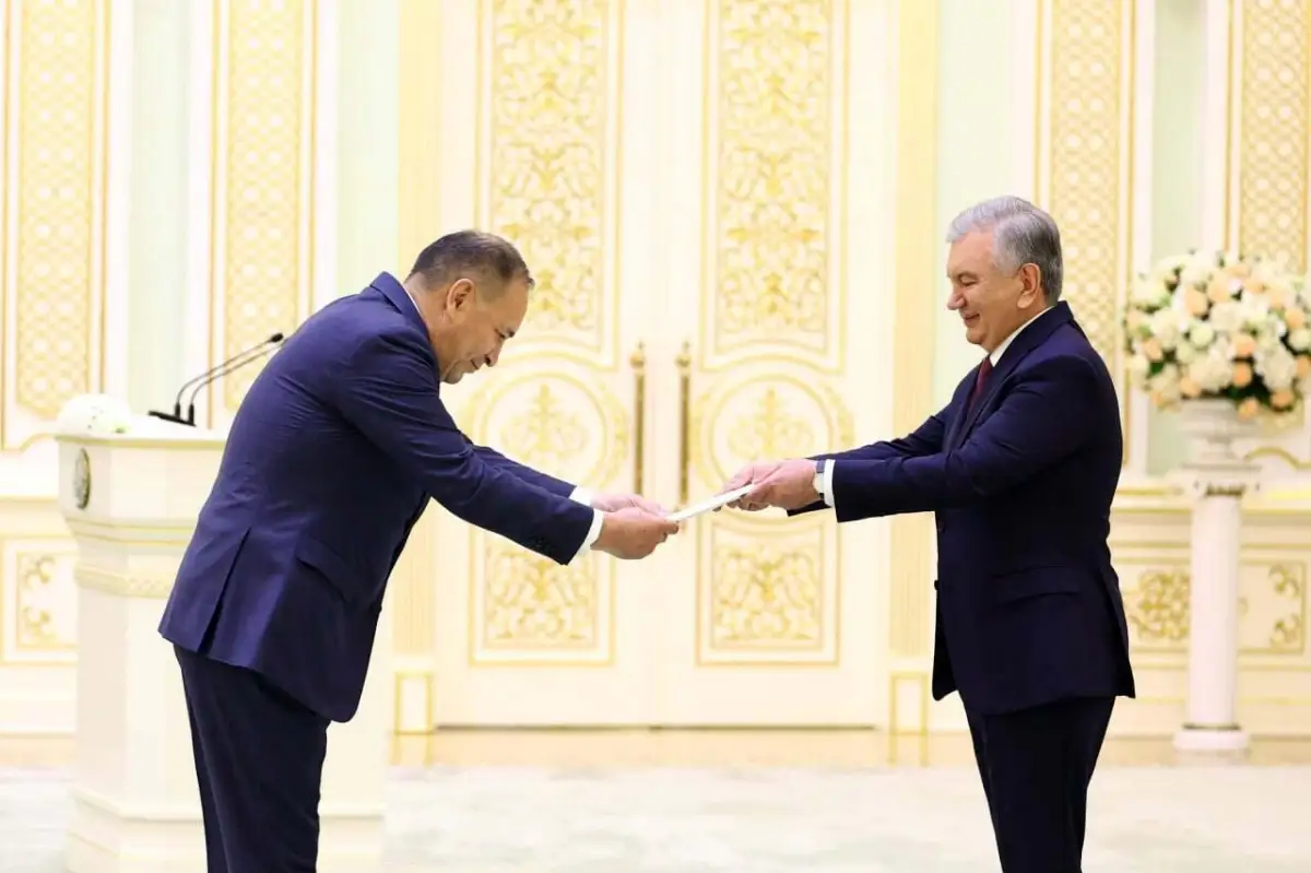 Поклон Тугжанова обсуждают в Казнете