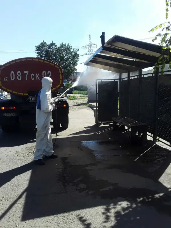 В Минздраве Казахстана прокомментировали информацию о распылении вещества, опасного для детей