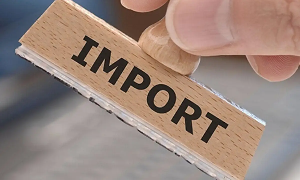 Трамп вводит пошлины на товары из Казахстана