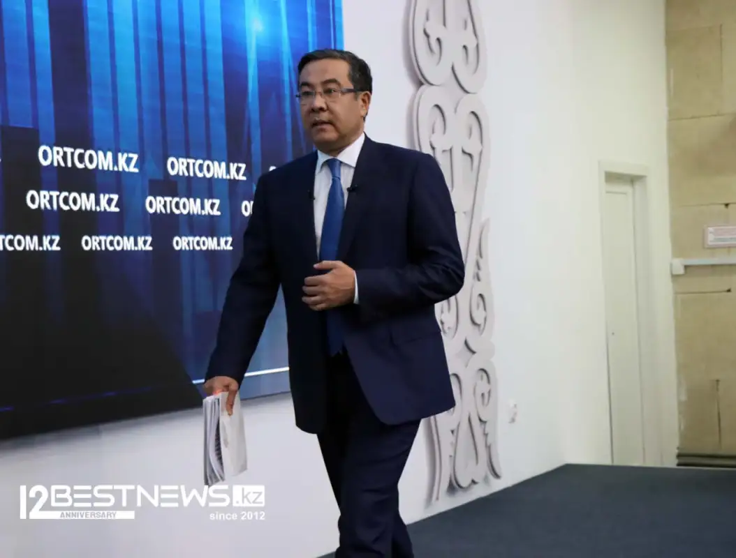 Аким области Нурлан Уранхаев рассказал, как согревается при дефиците тепла в Семее