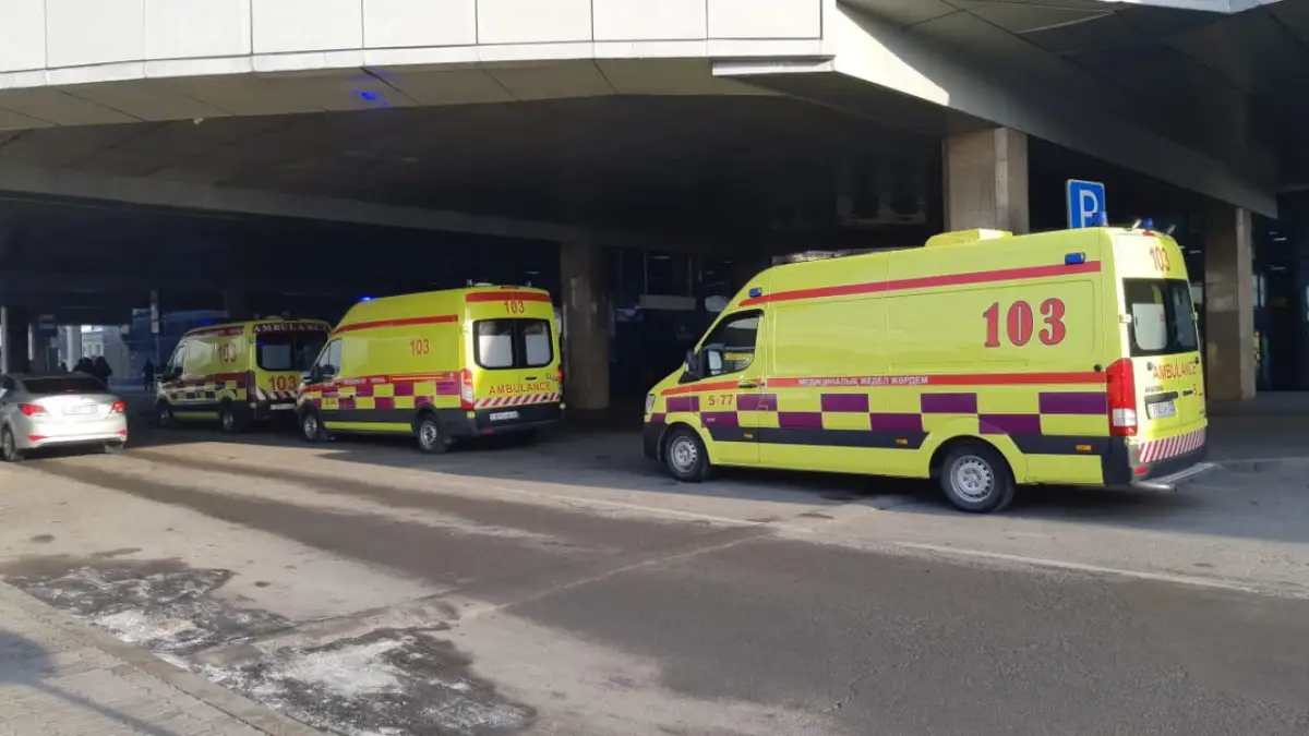 Число погибших при крушении самолета в Алматы выросло до 15 человек