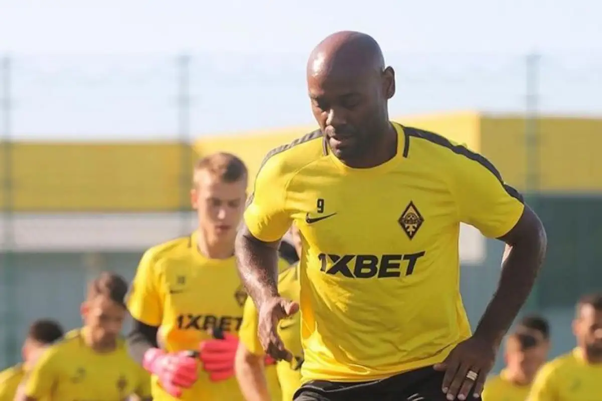 Лав-стори: "Кайрат" продлил контракт с бразильцем 