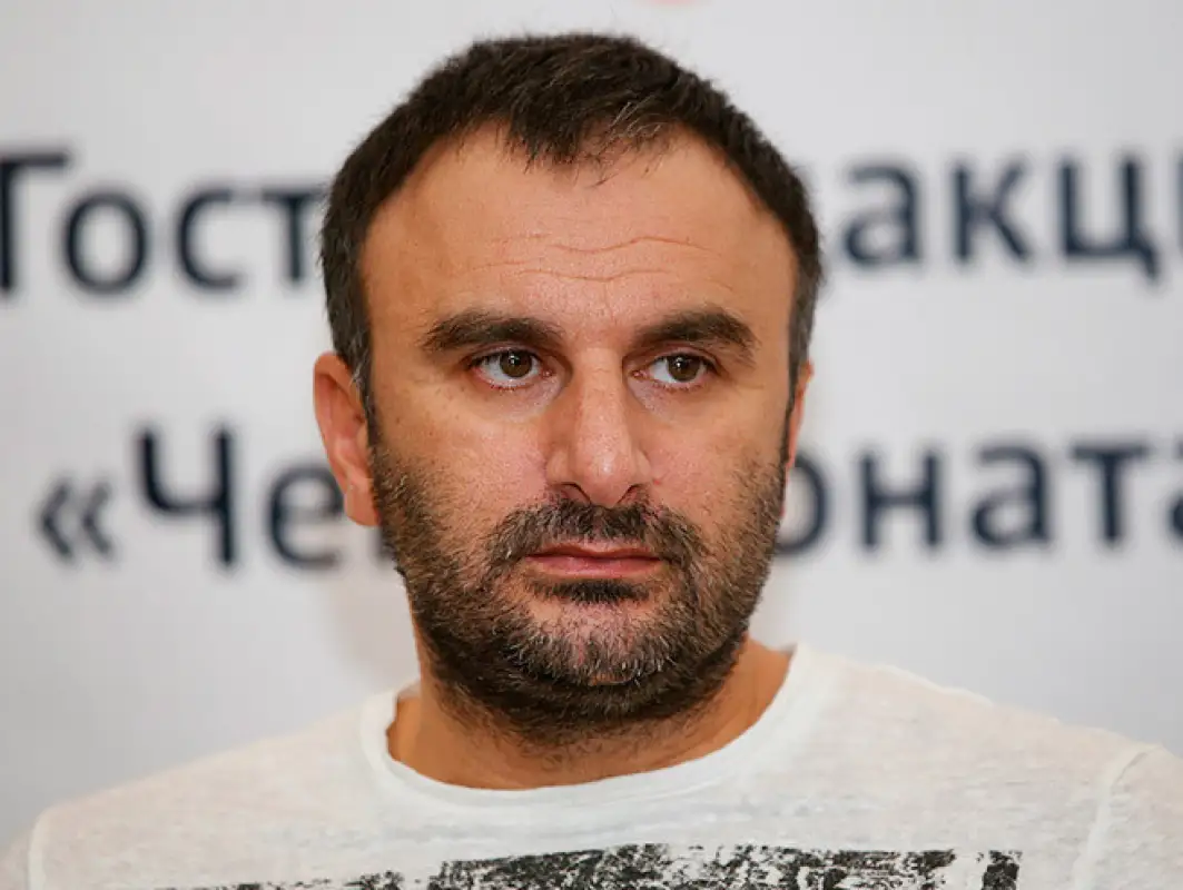 О шансах на камбэк Доуса в «Барыс» и о желании Савченко рассказал Шуми Бабаев